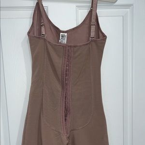 Ann Cherry Bodyshaper